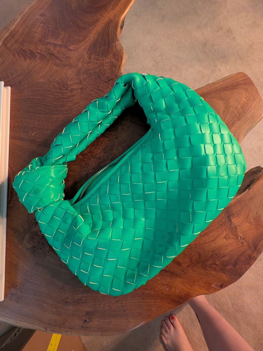 Woven Knot-Handle Shoulder Bag in Green